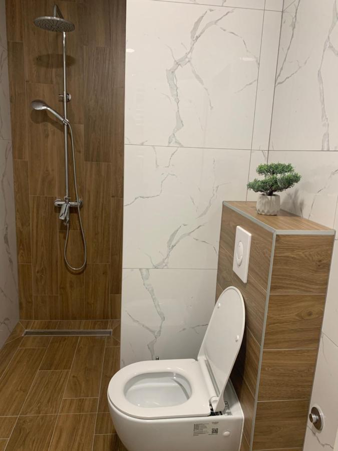 Apartman Geneva ビイェリナ エクステリア 写真
